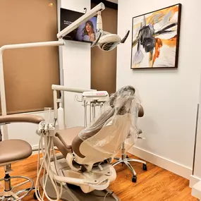 Spring Dental
2000 Sam Bass Rd #108, Round Rock, TX 78681
(737) 220-1800
https://springdentaltx.com