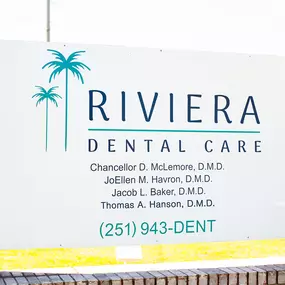 Mini Dental Implants in Foley, Alabama | Riviera Dental Care | Der. Chance McLemore