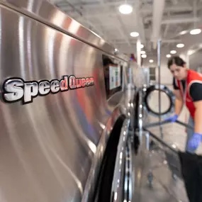 Bild von Speed Queen Laundry W Airport Fwy