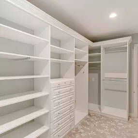 Bild von Kitchens, Closets & Baths by FineCraft Custom Cabinetry