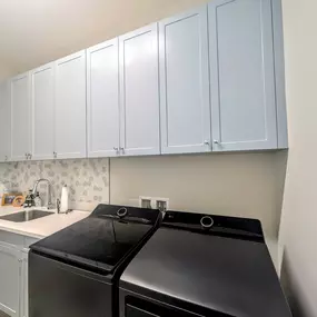 Bild von Kitchens, Closets & Baths by FineCraft Custom Cabinetry