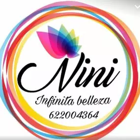 Nini_MercedesLogo.JPG