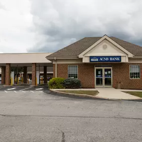 Exterior photo of ACNB Bank - Carroll Valley in Fairfield.