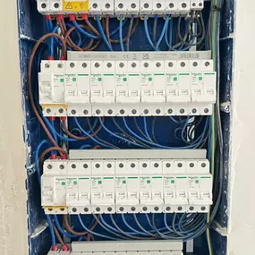 Electricistas_Mostoles_Jose_Vidal_1.jpeg