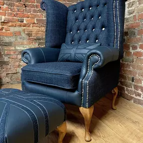 Bild von Tweedie Chairs