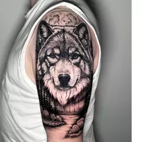 Bild von Bloody Dogs Tattoo & Piercing Siegburg Inh. Robert Pongrácz