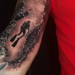 Bild von Bloody Dogs Tattoo & Piercing Siegburg Inh. Robert Pongrácz