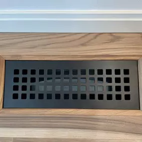 Sleek, floor-integrated vents for a flawless finish.