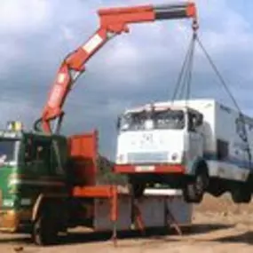 camion-grua-en-Tarragona-Reus-pegaso-2181.jpg