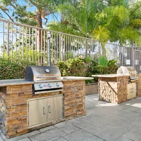 Parkway Plaza Apartments