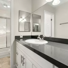 Bild von Parkway Plaza Apartments