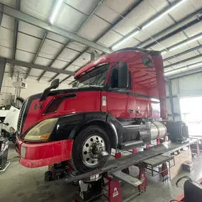 Bild von Diego's Tires and Truck Alignment