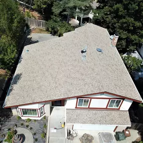 Bild von P.R.I. - Premiere Roofing, Inc.