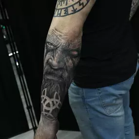 Bild von Dragon Studio