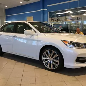 Patty Peck Honda Showroom