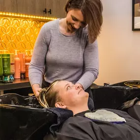 Bild von Salon St. Louis