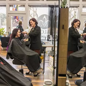 Bild von Salon St. Louis