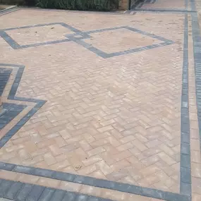 Bild von Shortthorns Fencing & Paving