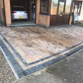 Bild von Shortthorns Fencing & Paving