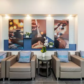 Bild von Hand & Stone Massage and Facial Spa