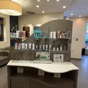 Bild von Hand & Stone Massage and Facial Spa