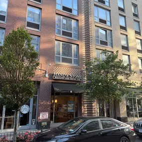 Bild von Hand & Stone Massage and Facial Spa