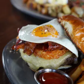 Brunch Burger (Brunch Menu)