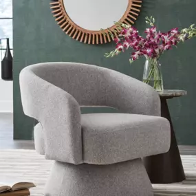 Bild von Charisma Furniture Store