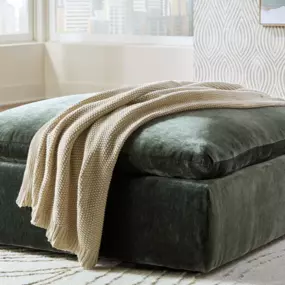 Bild von Charisma Furniture Store