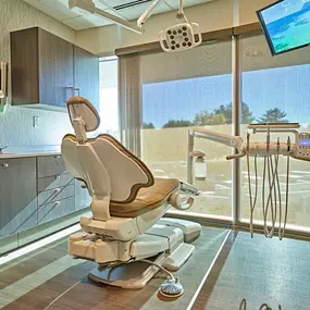 Emerson Dental is the leading multi-specialty dental practice in Westford and Bedford, MA. The practice is led by Dr Gregory Wu, recognized by The Leading Physicians of the World as “Top Dentist of Westford” along with his team of highly skilled doctors and clinicians. Our focus is on the needs of each individual patient to provide a comfortable patient experience in a relaxed and modern environment. We utilize the latest technologies dentistry has to offer including CEREC same day crowns, Invis