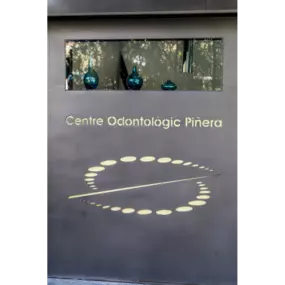 Bild von Centre Odontologic Piñera S.L.