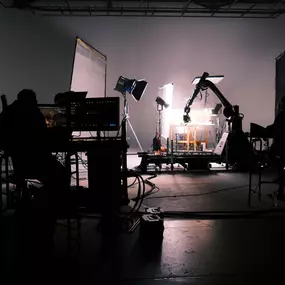 Bild von Love High Speed Ltd.