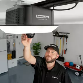 Bild von Ace's Garage Door Repair & Installation