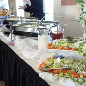 Buffet in Flanner Buchanan - Geist
7855 Cork Rd.
Indianapolis, IN 46236
(317) 454-7078
