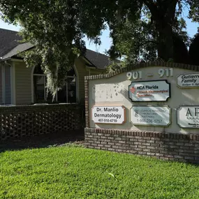 At Apex Endodontic Studio, Dr. Fabiola Douglas, DMD and her expert team specialize in expert endodontic care with a compassionate touch. Located in Kissimmee, FL, our mission is to deliver outstanding root canal treatment using advanced root canal GentleWave® technology - a more comfortable and effective treatment. We also offer sedation options to give you high-quality, stress-free endodontic care with a team that truly cares.

Located near the HCA Florida Osceola Hospital.