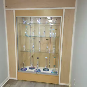 Bild von Sherlocks Glass & THCa Dispensary Wake Forest