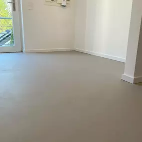 Bild von Fliesen und Fugenlos  Fugenloses Bad, Boden & Treppe - Design ohne Grenzen