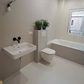 Bild von Fliesen und Fugenlos  Fugenloses Bad, Boden & Treppe - Design ohne Grenzen
