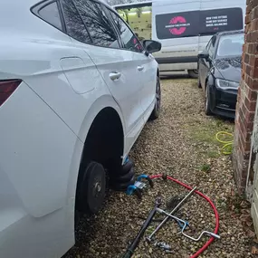 Bild von Doorstep Tyre Fitting Ltd