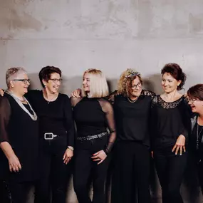 Bild von Lena‘s Haarstudio und Team