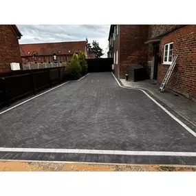 Bild von Master Drives Construction Ltd