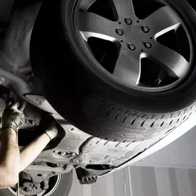 Bild von Bonnie and Clyde's Brake Center