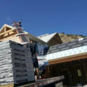 Bild von High Profile Roofing, LLC