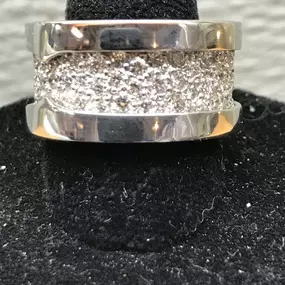 Bild von Robertson & Bach Fine Jewelers