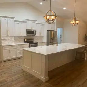 Bild von ReNew Kitchen & Bath Design, LLC