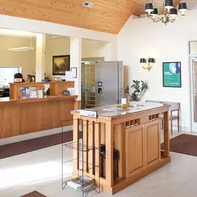Committed to exceptional customer service and financial guidance.