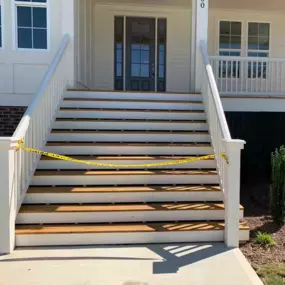 Bild von JayCo Pressure Wash & Deck Stain