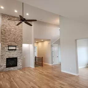 Bild von Basements and Decks R Us
