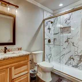 Bild von Basements and Decks R Us