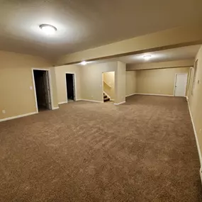 Bild von Basements and Decks R Us